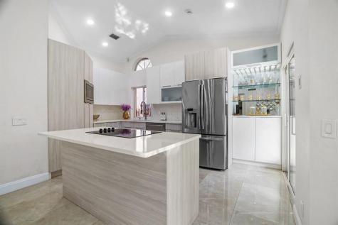 1427 Seagrape Circle Weston FL 33326