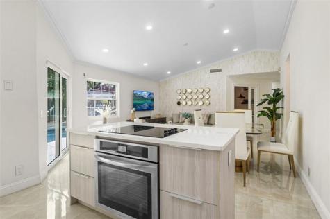 1427 Seagrape Circle Weston FL 33326