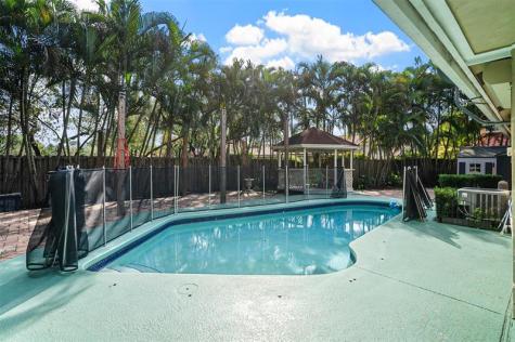 1427 Seagrape Circle Weston FL 33326