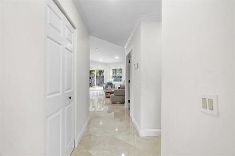 1427 Seagrape Circle Weston FL 33326