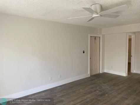 11266 SW 12th Street Pembroke Pines FL 33025