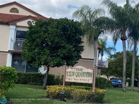 11266 SW 12th Street Pembroke Pines FL 33025