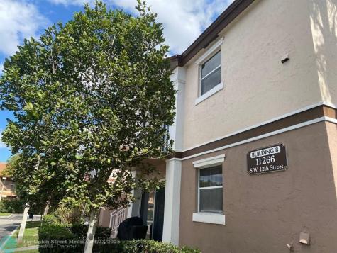 11266 SW 12th Street Pembroke Pines FL 33025
