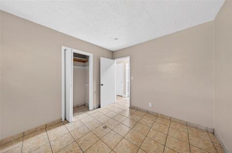 1230 NW 29th Way Fort Lauderdale FL 33311