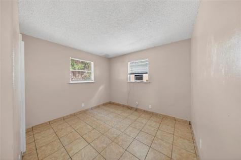 1230 NW 29th Way Fort Lauderdale FL 33311