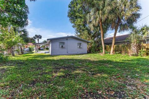 1230 NW 29th Way Fort Lauderdale FL 33311