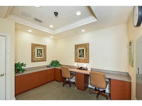 533 NE 3rd Avenue Fort Lauderdale FL 33301