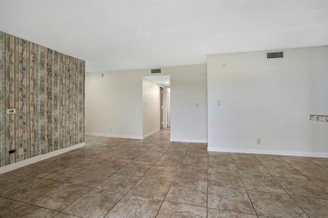 7640 Westwood Drive Tamarac FL 33321