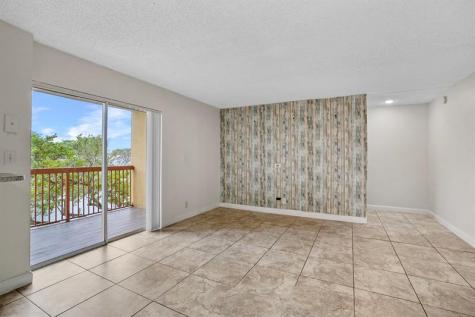 7640 Westwood Drive Tamarac FL 33321