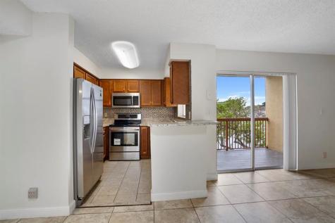 7640 Westwood Drive Tamarac FL 33321
