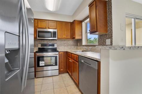 7640 Westwood Drive Tamarac FL 33321