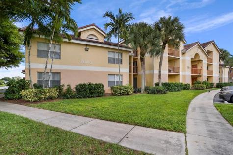 7640 Westwood Drive Tamarac FL 33321