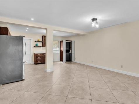 2016 NE 14th Court Fort Lauderdale FL 33304