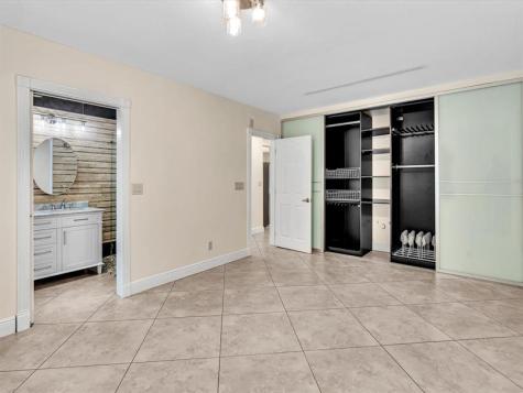 2016 NE 14th Court Fort Lauderdale FL 33304