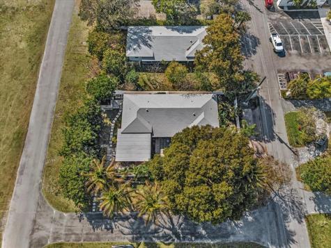 2016 NE 14th Court Fort Lauderdale FL 33304