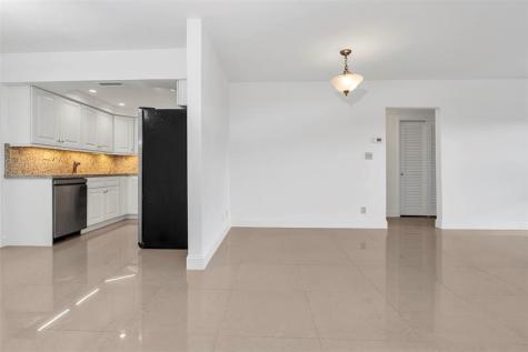 1049 NW 30th Court Wilton Manors FL 33311