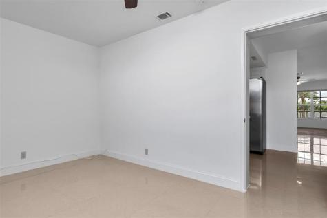 1049 NW 30th Court Wilton Manors FL 33311