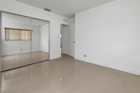 1049 NW 30th Court Wilton Manors FL 33311