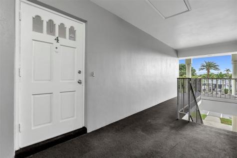 1049 NW 30th Court Wilton Manors FL 33311