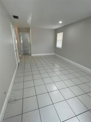 511 W Kalmia Drive Lake Park FL 33403