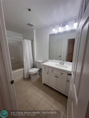 533 NE 3rd Avenue Fort Lauderdale FL 33301