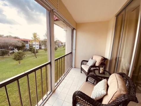 9420 S Hollybrook Lake Drive Pembroke Pines FL 33025