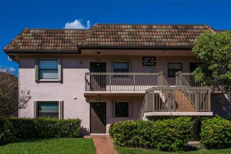 10557 NW 10th Street Pembroke Pines FL 33026