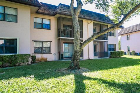 10557 NW 10th Street Pembroke Pines FL 33026