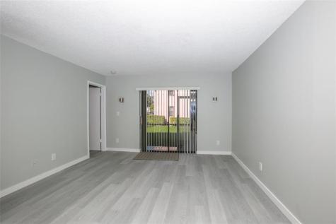 10557 NW 10th Street Pembroke Pines FL 33026