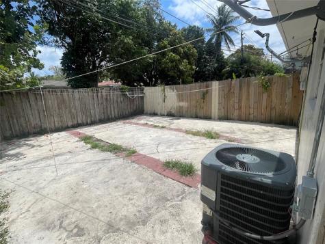 1316 NW 8th Avenue Fort Lauderdale FL 33311