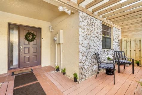 7920 NW 11th Court Plantation FL 33322
