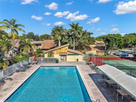 7920 NW 11th Court Plantation FL 33322