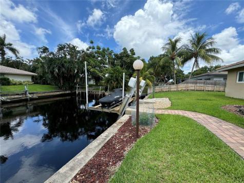 5921 SW 17th Court Plantation FL 33317