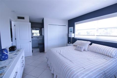 470 Paradise Isle Boulevard Hallandale Beach FL 33009