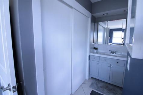470 Paradise Isle Boulevard Hallandale Beach FL 33009