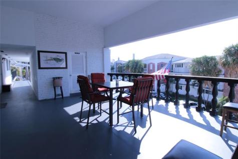 470 Paradise Isle Boulevard Hallandale Beach FL 33009