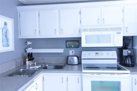 470 Paradise Isle Boulevard Hallandale Beach FL 33009