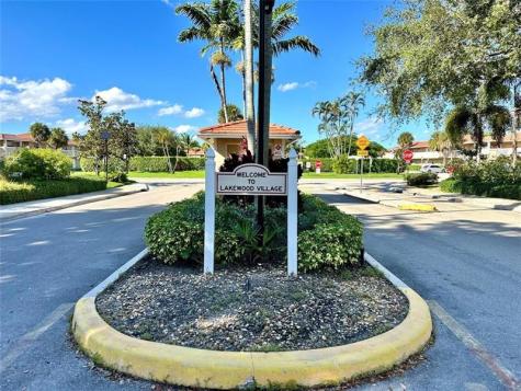 9911 Twin Lakes Drive Coral Springs FL 33071