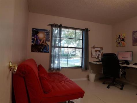 1818 Park Avenue Weston FL 33326