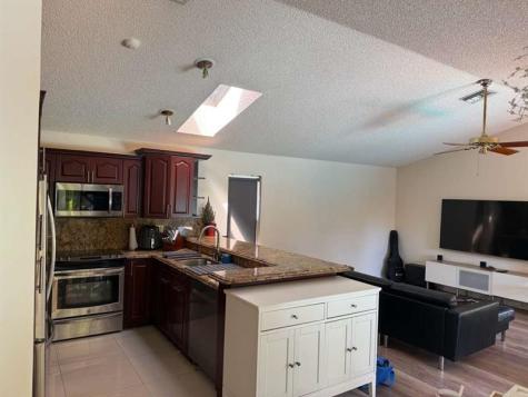 1818 Park Avenue Weston FL 33326