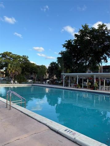8280 SW 24th Street North Lauderdale FL 33068