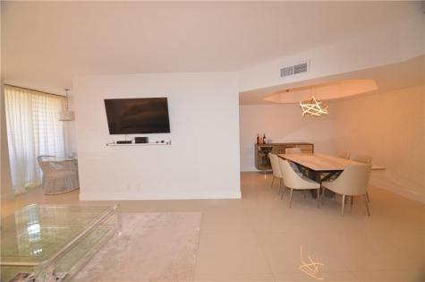 19355 Turnberry Way Aventura FL 33180