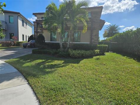 10768 Azul Lane Parkland FL 33076