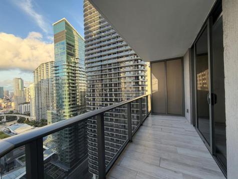 45 SW 9th Street Miami FL 33130