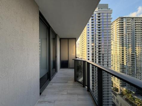 45 SW 9th Street Miami FL 33130