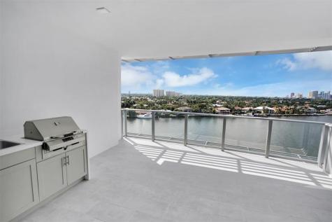 435 Bayshore Drive Fort Lauderdale FL 33304