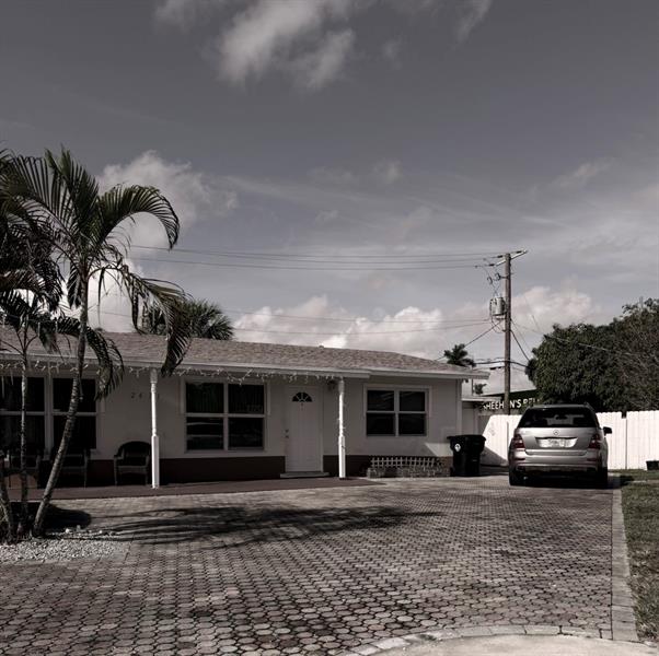 2671 NE 18th Terrace Lighthouse Point FL 33064