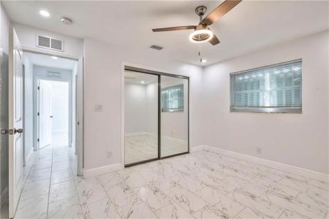 1389 W 33 Riviera Beach FL 33404