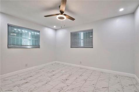 1389 W 33 Riviera Beach FL 33404