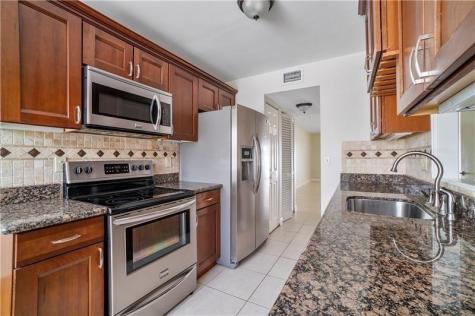 9769 Riverside Drive Coral Springs FL 33071